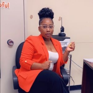 Meet your Posher, Deondra